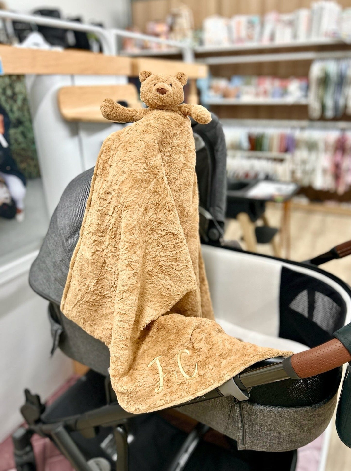 Jellycat - Blankie | Bartholomew Bear